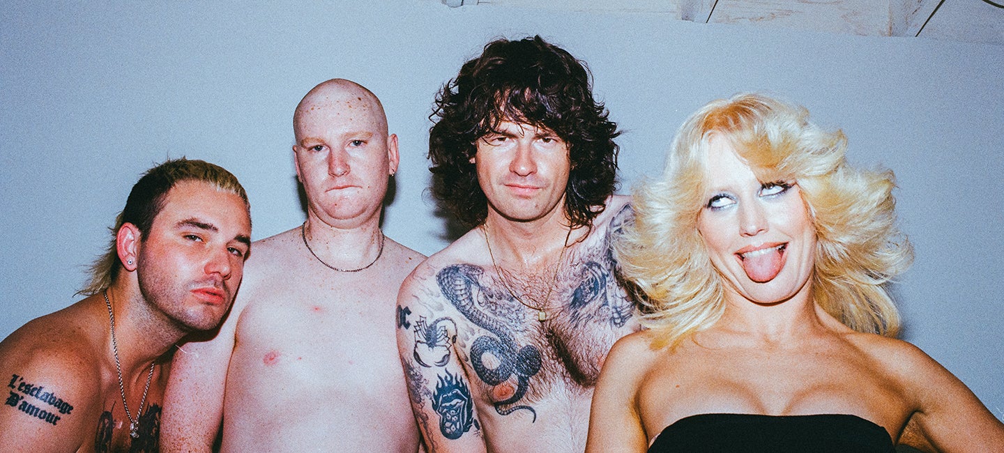 Amyl and The Sniffers